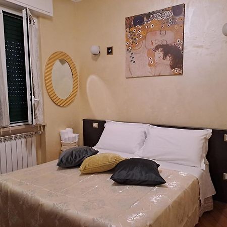Gala B&B Rome Ruang foto