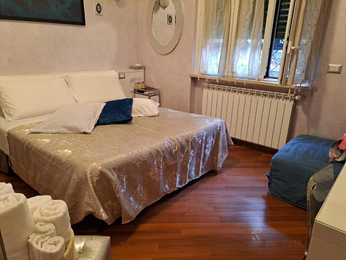 Gala B&B Rome Bagian luar foto