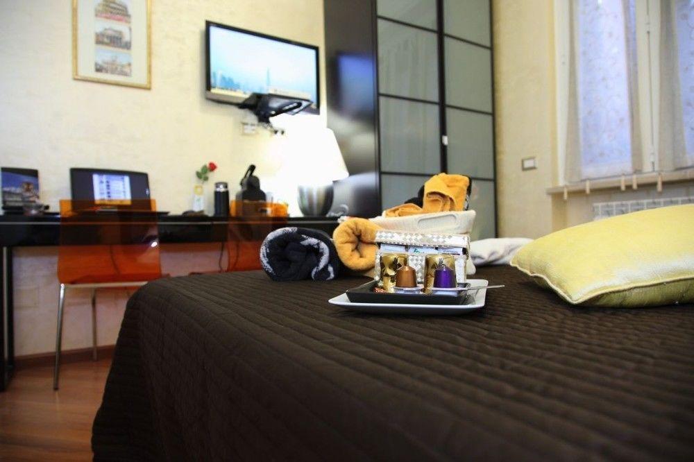 Gala B&B Rome Bagian luar foto